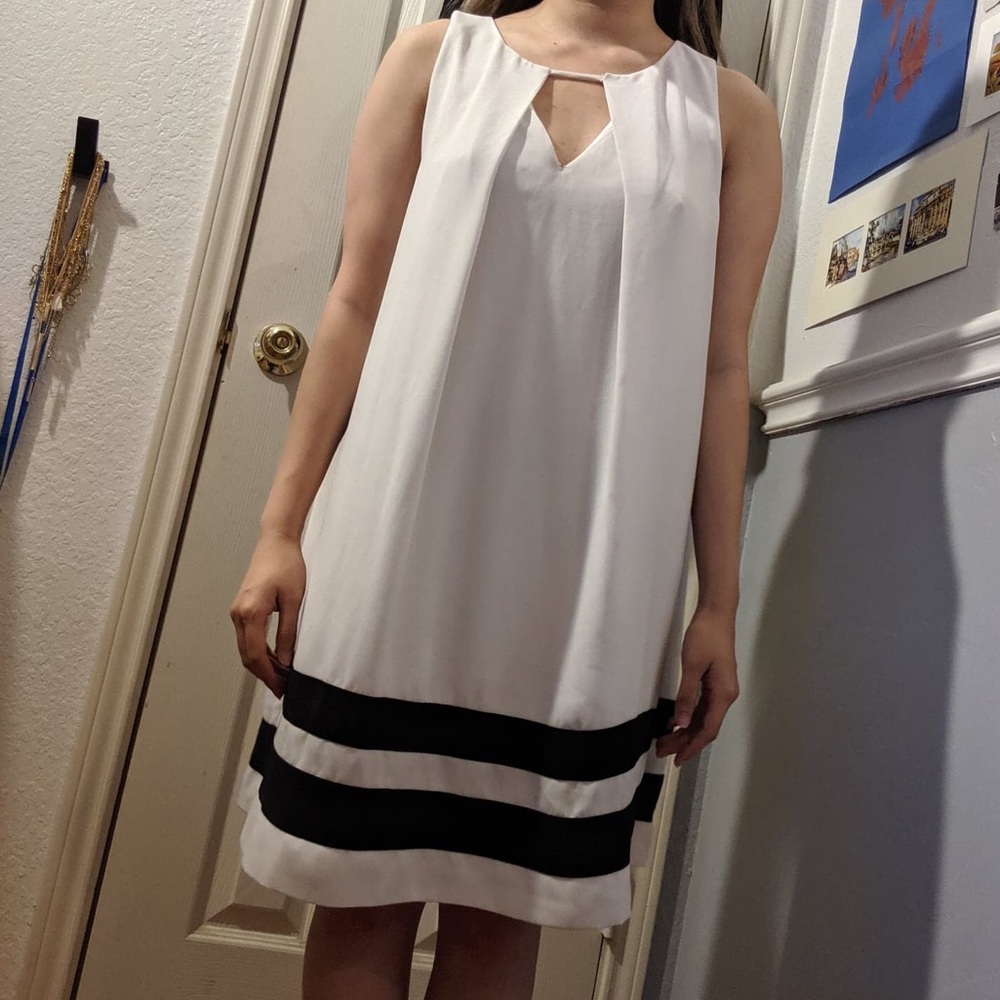 Forever 21 white & black stripes shift dress S